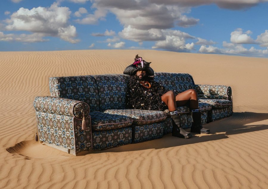 Sofa in the dunes — Psycho Moustache